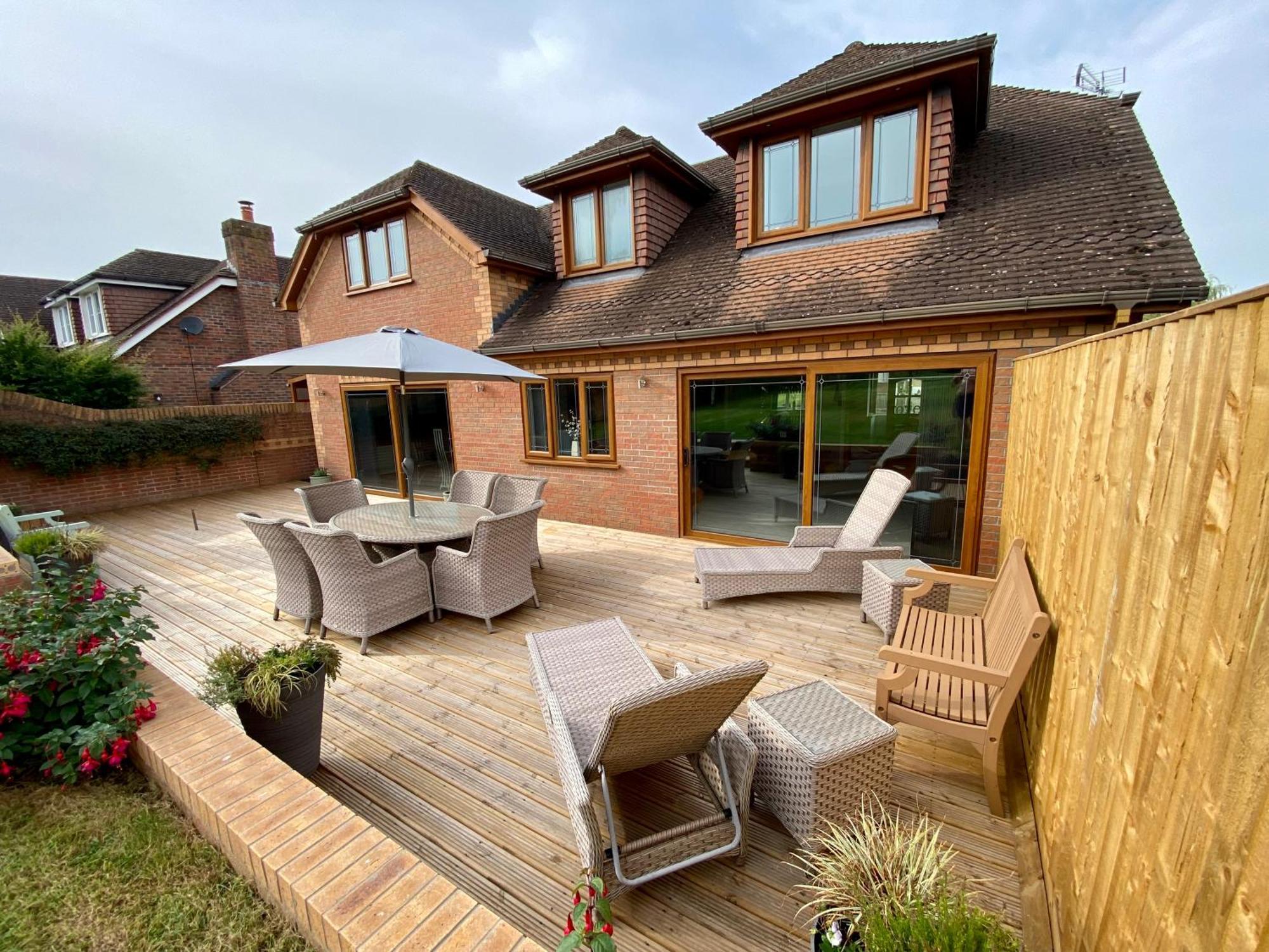 Countryside Family Home Keynsham Exterior photo