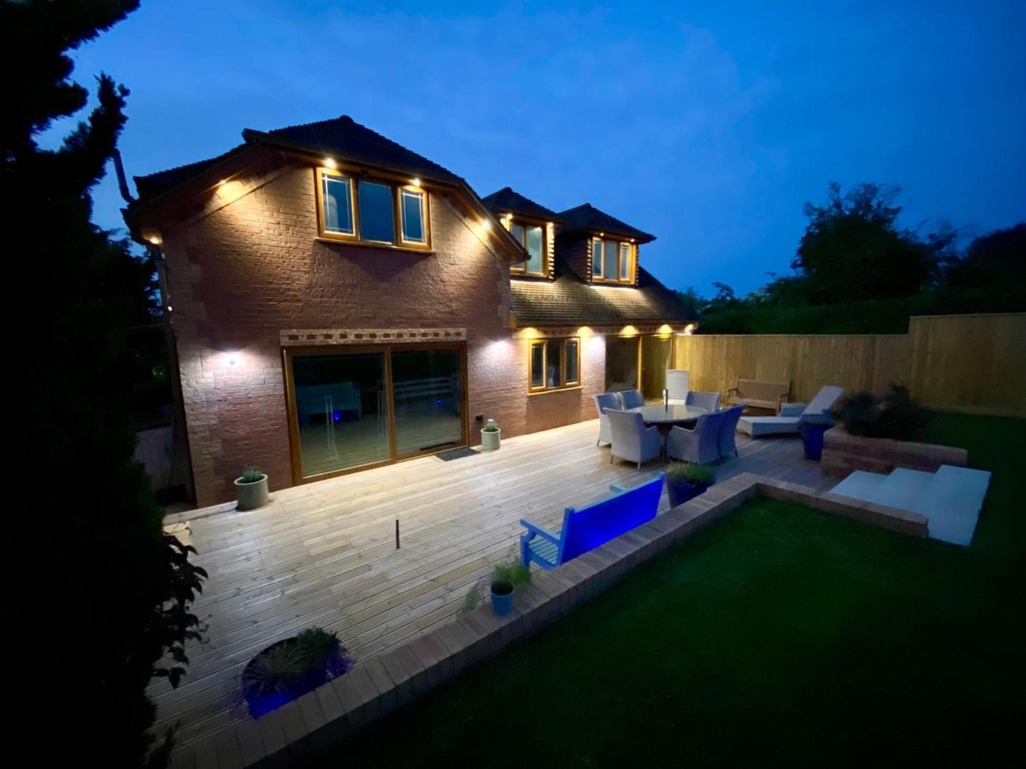 Countryside Family Home Keynsham Exterior photo